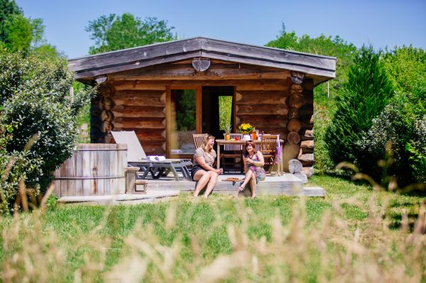 hébergement insolite cabane séjour avec activités et services clés en main